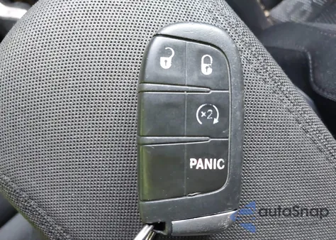 2017 Jeep Renegade Sport 4X4 from USA, damaged, VIN ZACCJBAB3HPE81518